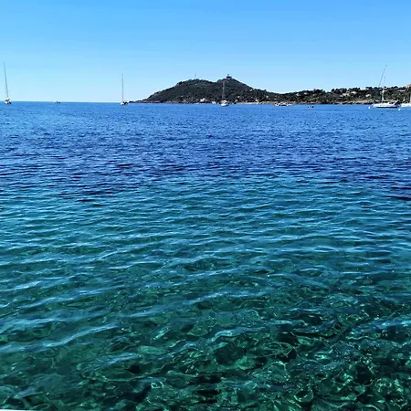 Nuit Insolite - Bateau Catamaran Aventure - Dormez Sur L'eau * Saint-Raphaël